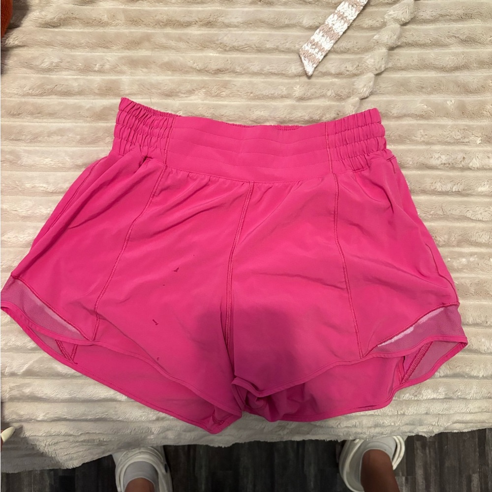 Lululemon pink hottie hot shorts